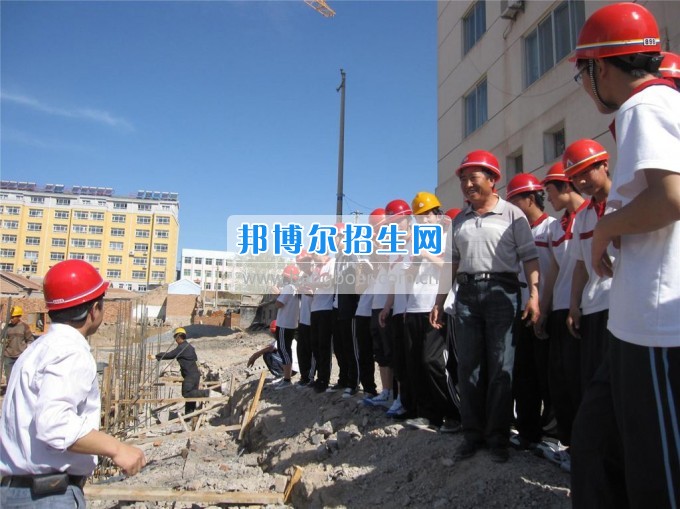 成都哪些建筑工程施工技術(shù)學校好