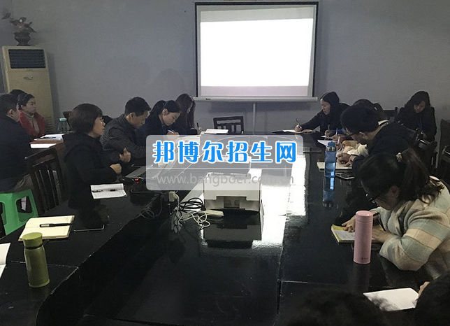 重慶鐵路運輸高級技工學(xué)校白市驛分院開展教師業(yè)務(wù)技能培訓(xùn)