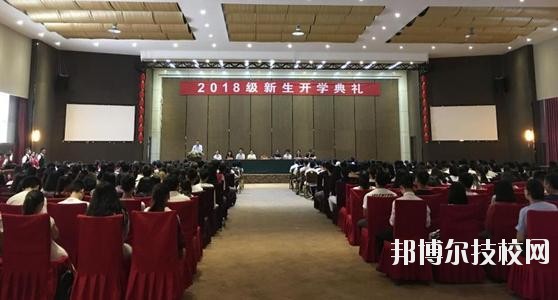 成都科華職業(yè)技術(shù)學(xué)校2020年招生辦聯(lián)系電話