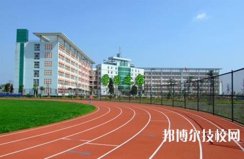 成都核瑞工程職業(yè)技術(shù)學校2020年報名條件、招生要求、招生對象