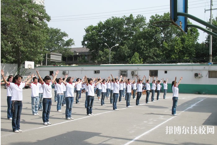 西安利君醫(yī)藥技工學(xué)校2020年報(bào)名條件、招生要求、招生對(duì)象 