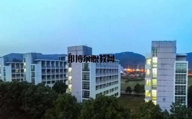 平陽縣職業(yè)中等專業(yè)學校怎么樣，好不好