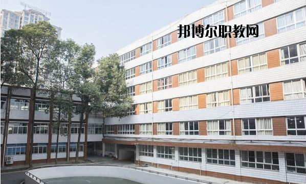 四川省工業(yè)貿(mào)易學(xué)校地址在哪里