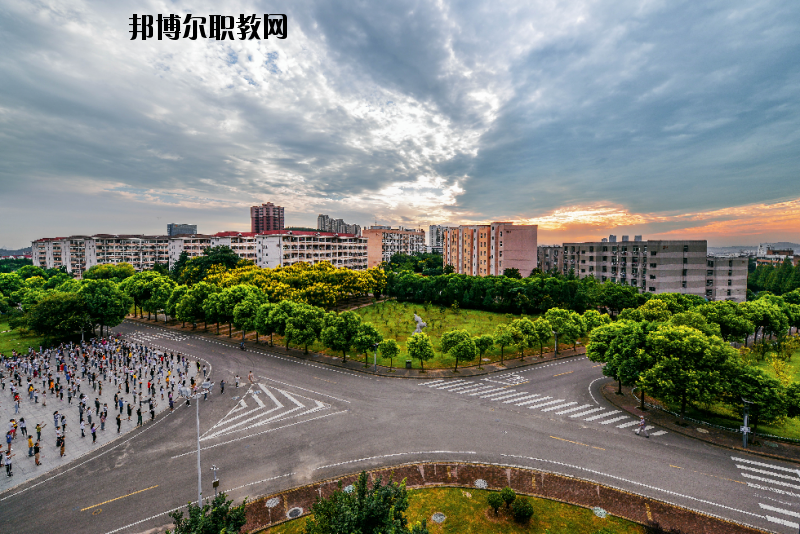 江蘇建筑職業(yè)技術(shù)學(xué)院怎么樣、好不好