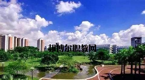 安陸深藍(lán)電子工業(yè)技術(shù)學(xué)校2020年報(bào)名條件、招生要求、招生對(duì)象