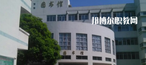 百色市職業(yè)技術(shù)學(xué)校2020年報名條件、招生要求、招生對象 