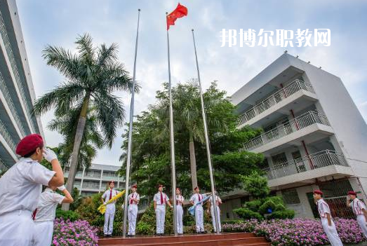 深圳市龍崗職業(yè)技術(shù)學(xué)校地址在哪里