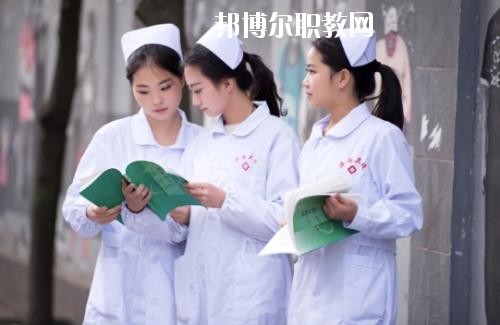 四川2020年去衛(wèi)校學什么專業(yè)好