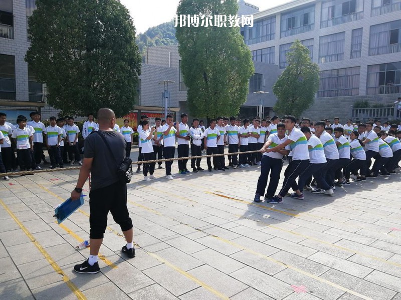 臨滄財貿(mào)學校2021年報名條件、招生要求、招生對象