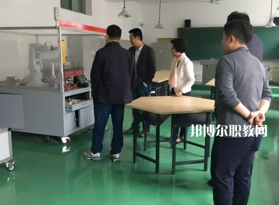 安新縣職業(yè)技術(shù)教育中心2022年招生辦聯(lián)系電話