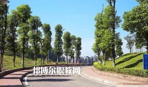 楚雄機(jī)械電子職業(yè)技術(shù)學(xué)校2022年報(bào)名條件、招生要求、招生對(duì)象