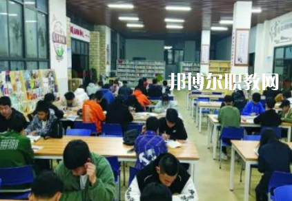 福建2023年上中專學校有什么要求