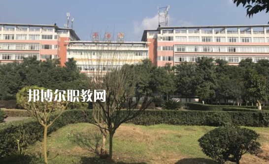 四川省南充外國語中等專業(yè)學校2023年招生錄取分數(shù)線