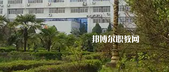 南京華東信息工程技工學校地址在哪里，哪個地區(qū)，哪個城市?