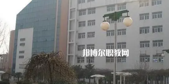 江蘇省淮安技師學(xué)院地址在哪里，哪個地區(qū)，哪個城市?