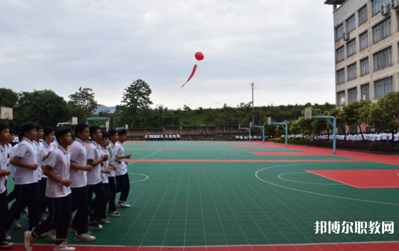 2024靈川縣職業(yè)中等專業(yè)學校招生計劃 招生人數(shù)是多少(附要求、條件、對象)